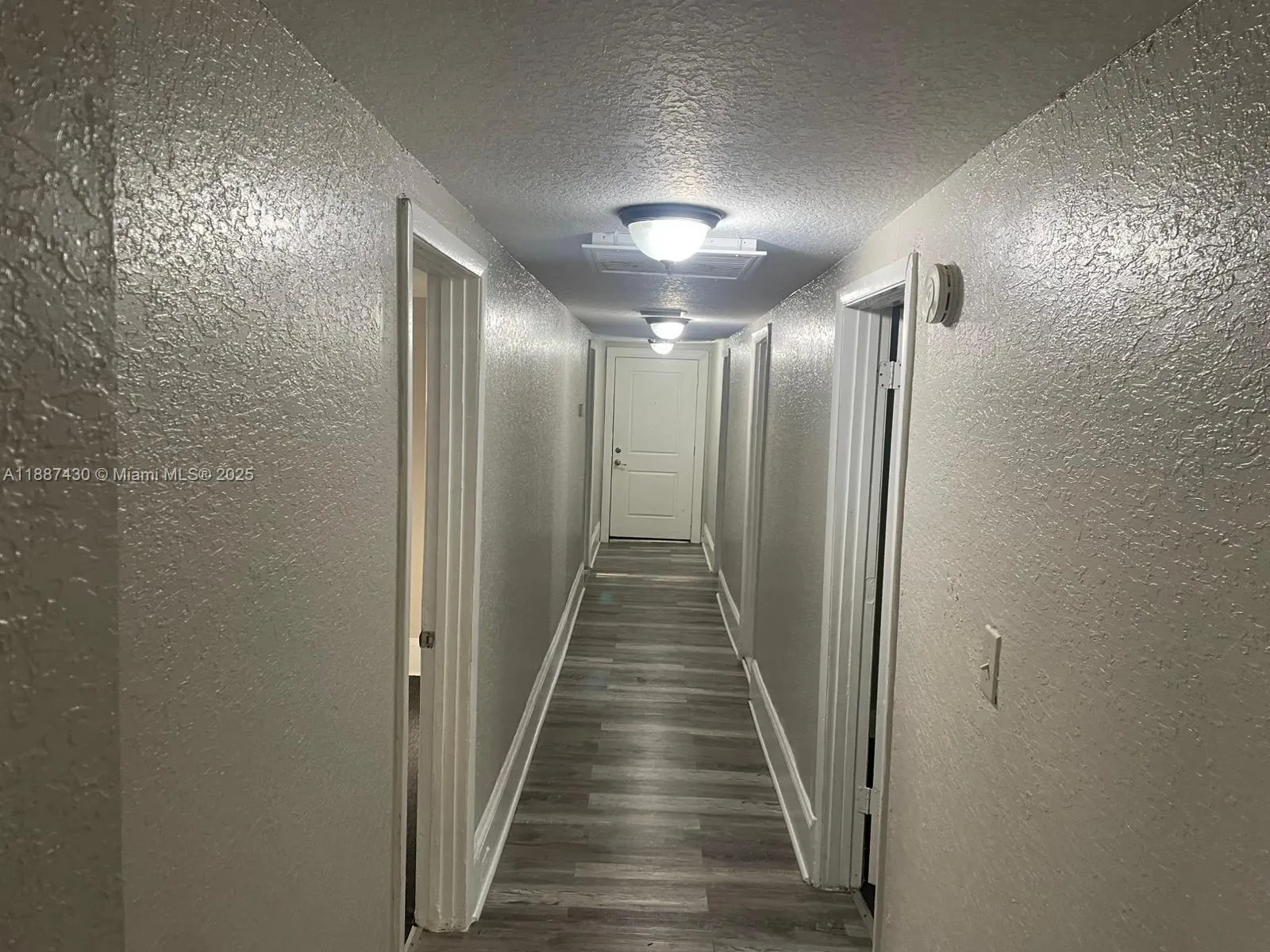 1129 Grothe St, Jacksonville FL 32209