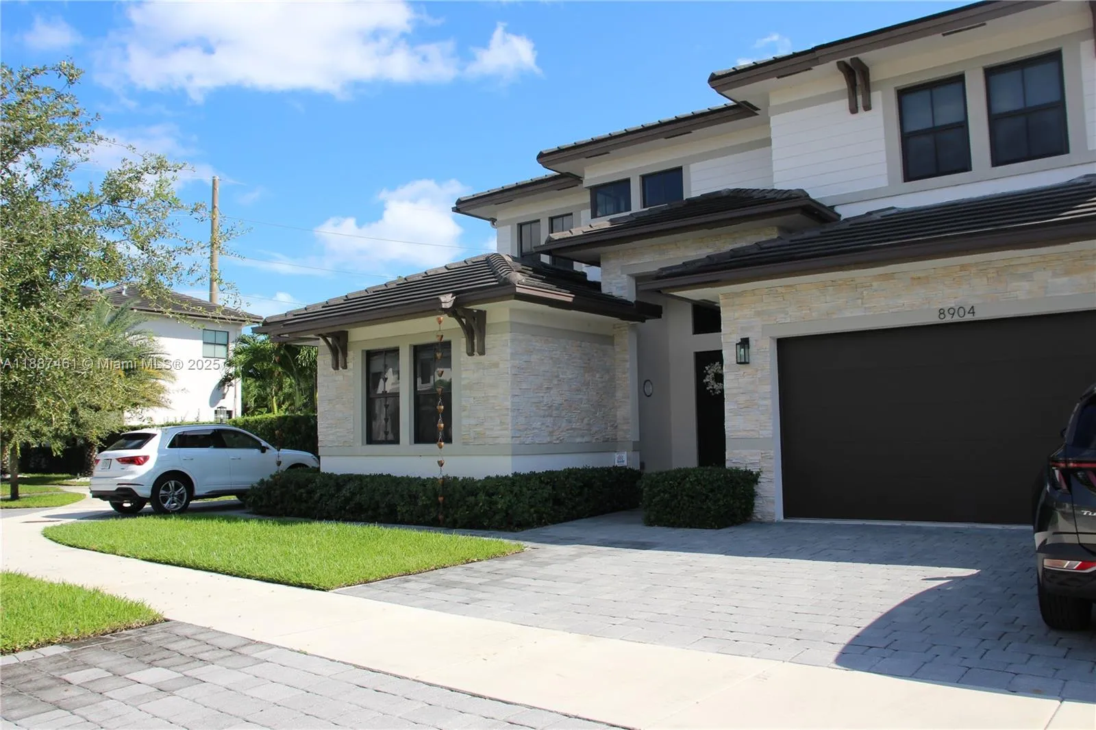 8904 SW 69th Ter, Miami FL 33173