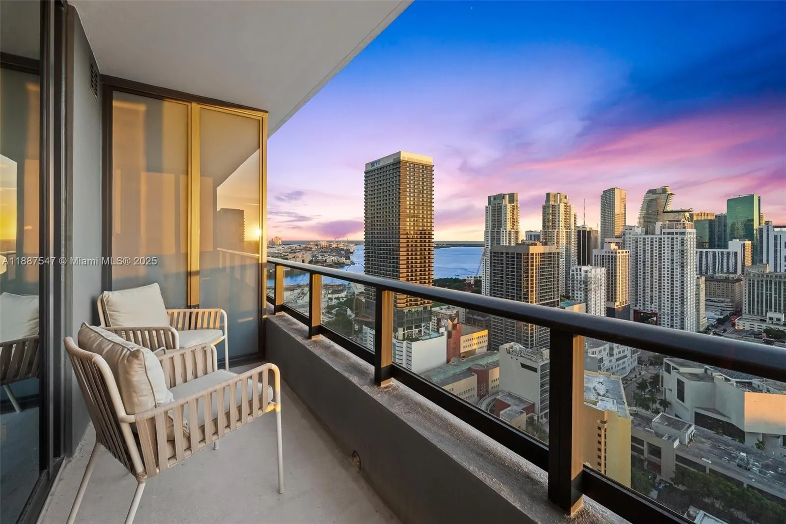 1 bath for sale at 601 NE 1st Ave # 3210, Miami FL 33132