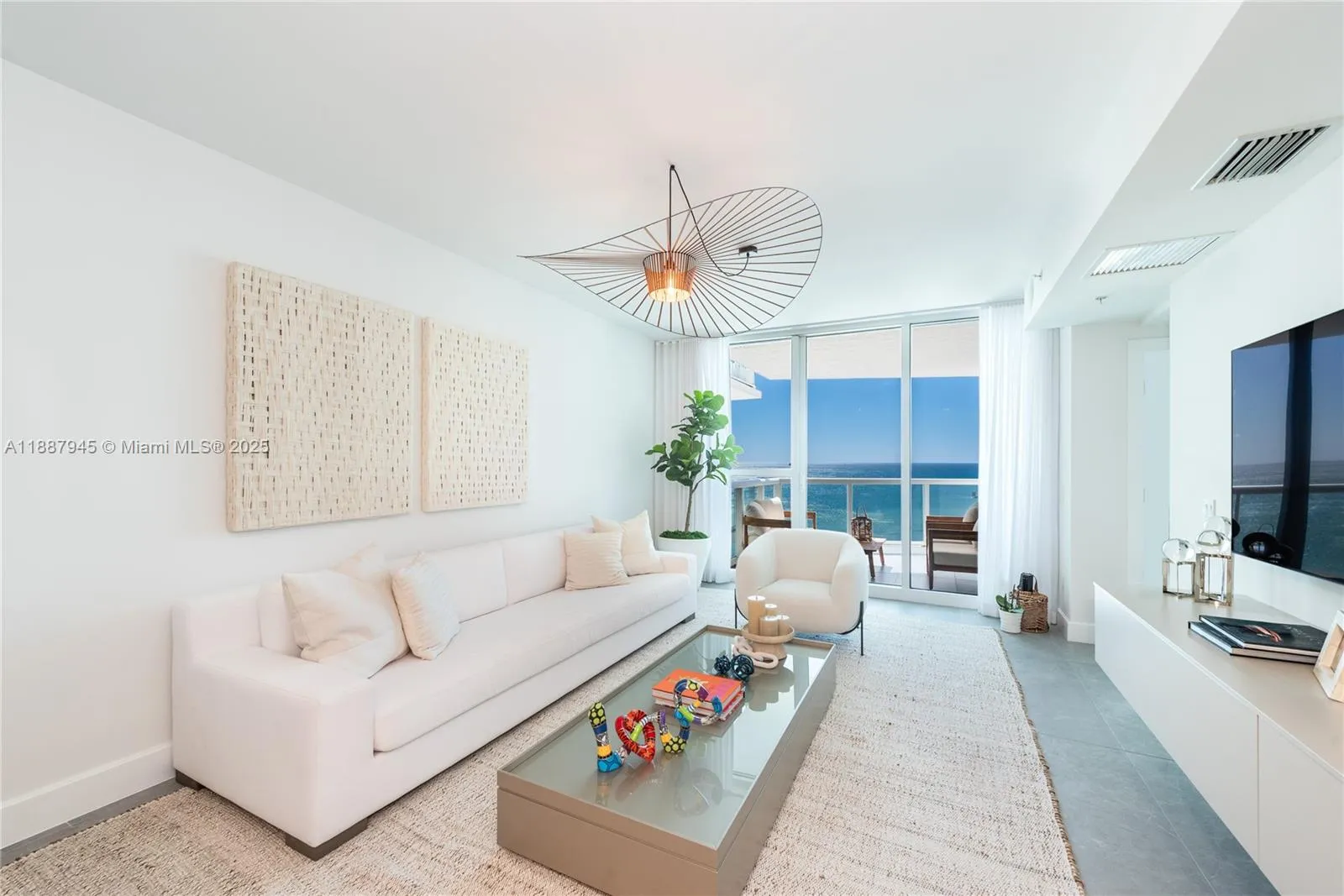 3 bedroom 3 bath for sale at 3801 Collins Ave # 1502, Miami Beach FL 33140