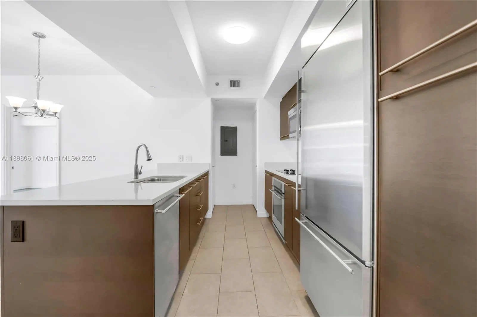 55 SE 6th St # 3503, Miami FL 33131