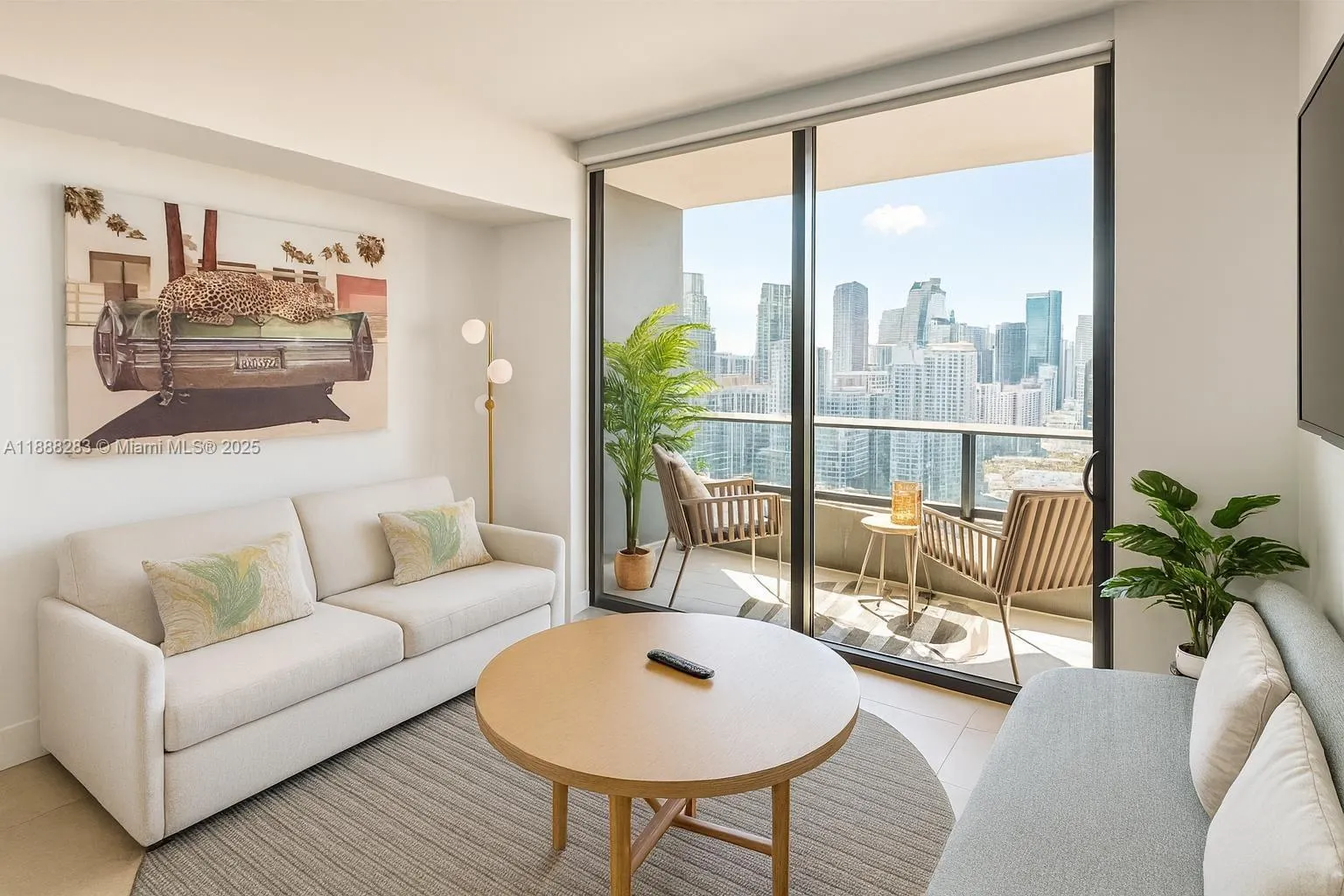 601 NE 1 # 3214, Miami FL 33132