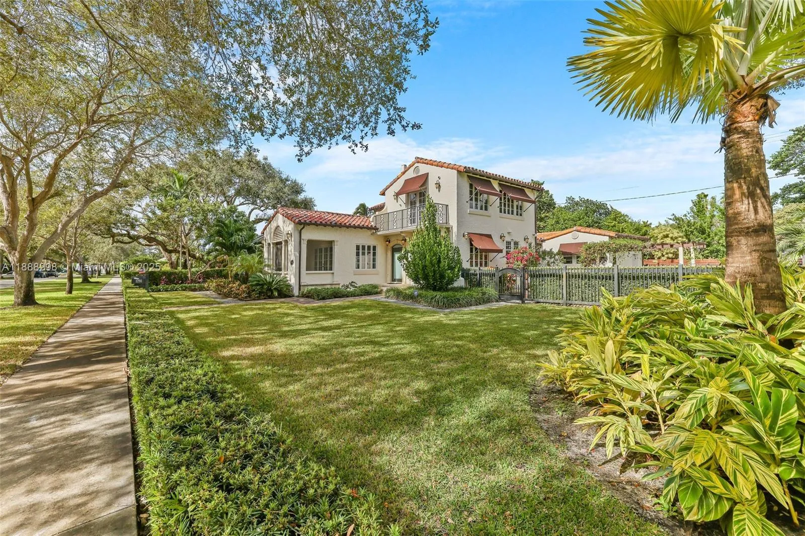 1291 NE 102nd St, Miami Shores FL 33138