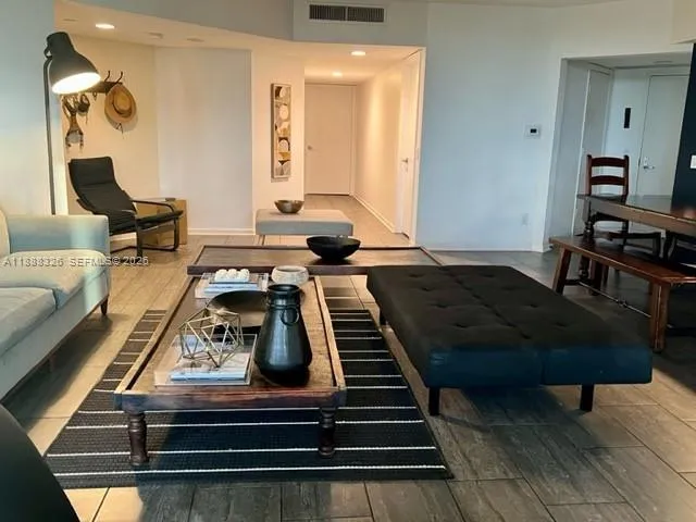 21055 Yacht Club Dr # 606, Aventura FL 33180