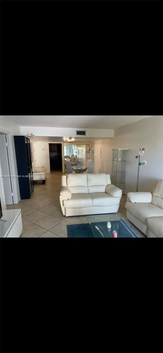 8255 Abbott Ave # 402, Miami Beach FL 33141