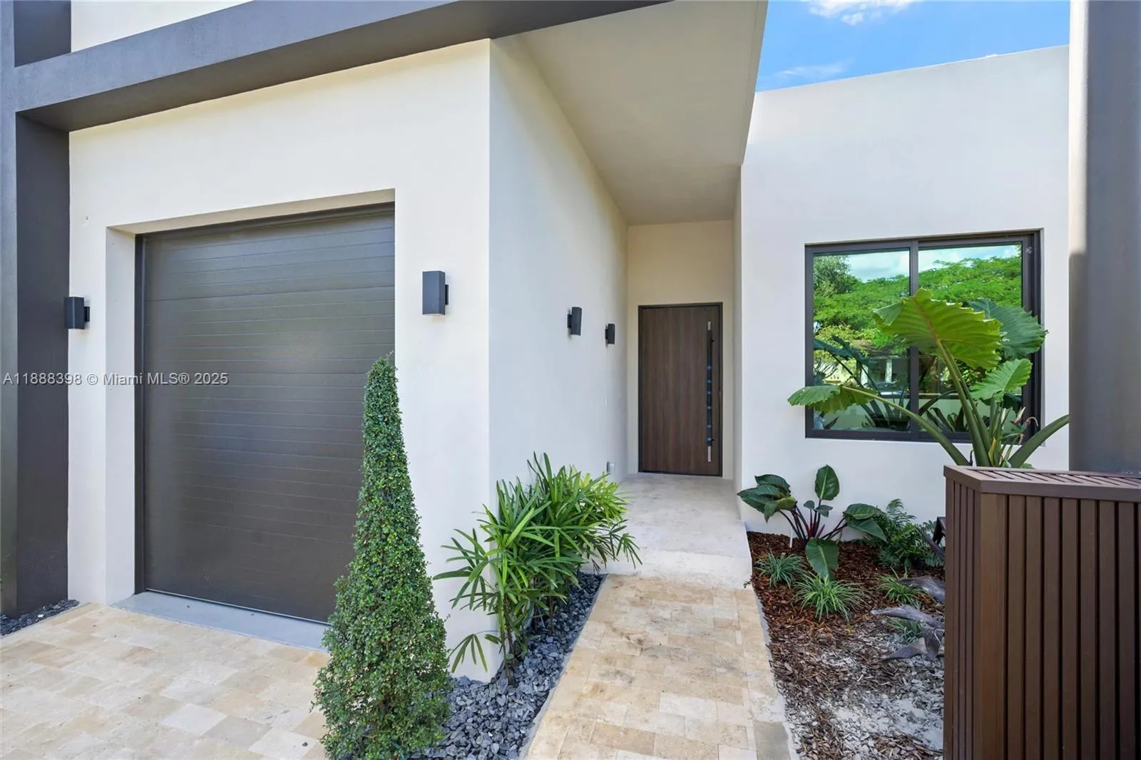 3 bedroom 3 bath for sale at 270 NE 46th St, Miami FL 33137