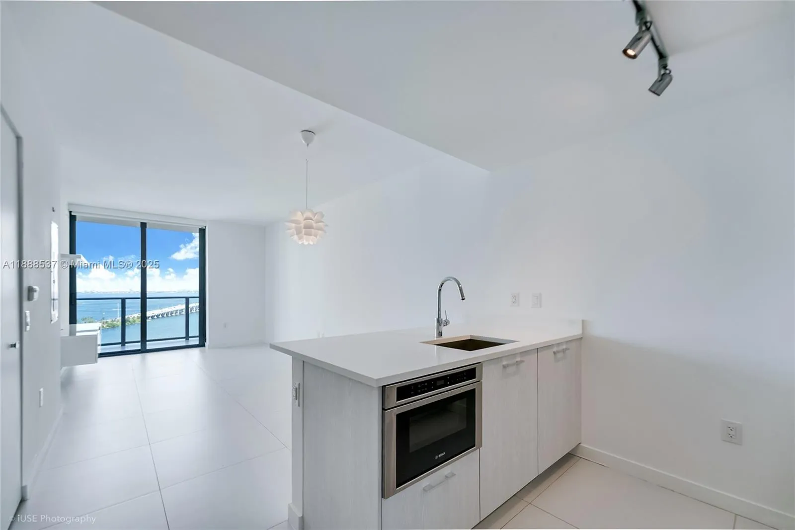 501 NE 31st St # 2002, Miami FL 33137
