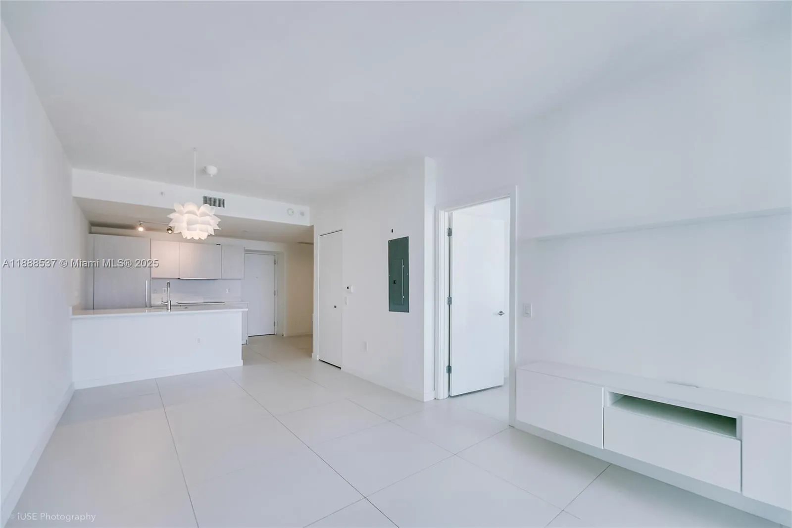 501 NE 31st St # 2002, Miami FL 33137