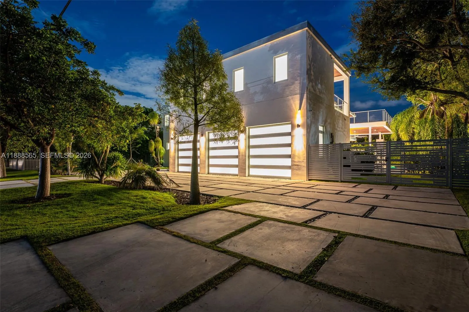 9101 SW 69th Ct, Pinecrest FL 33156