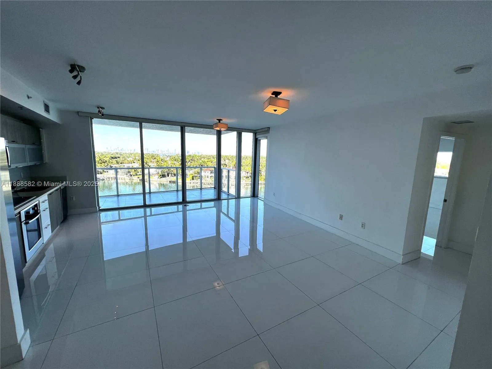 6700 Indian Creek Dr # 807, Miami Beach FL 33141