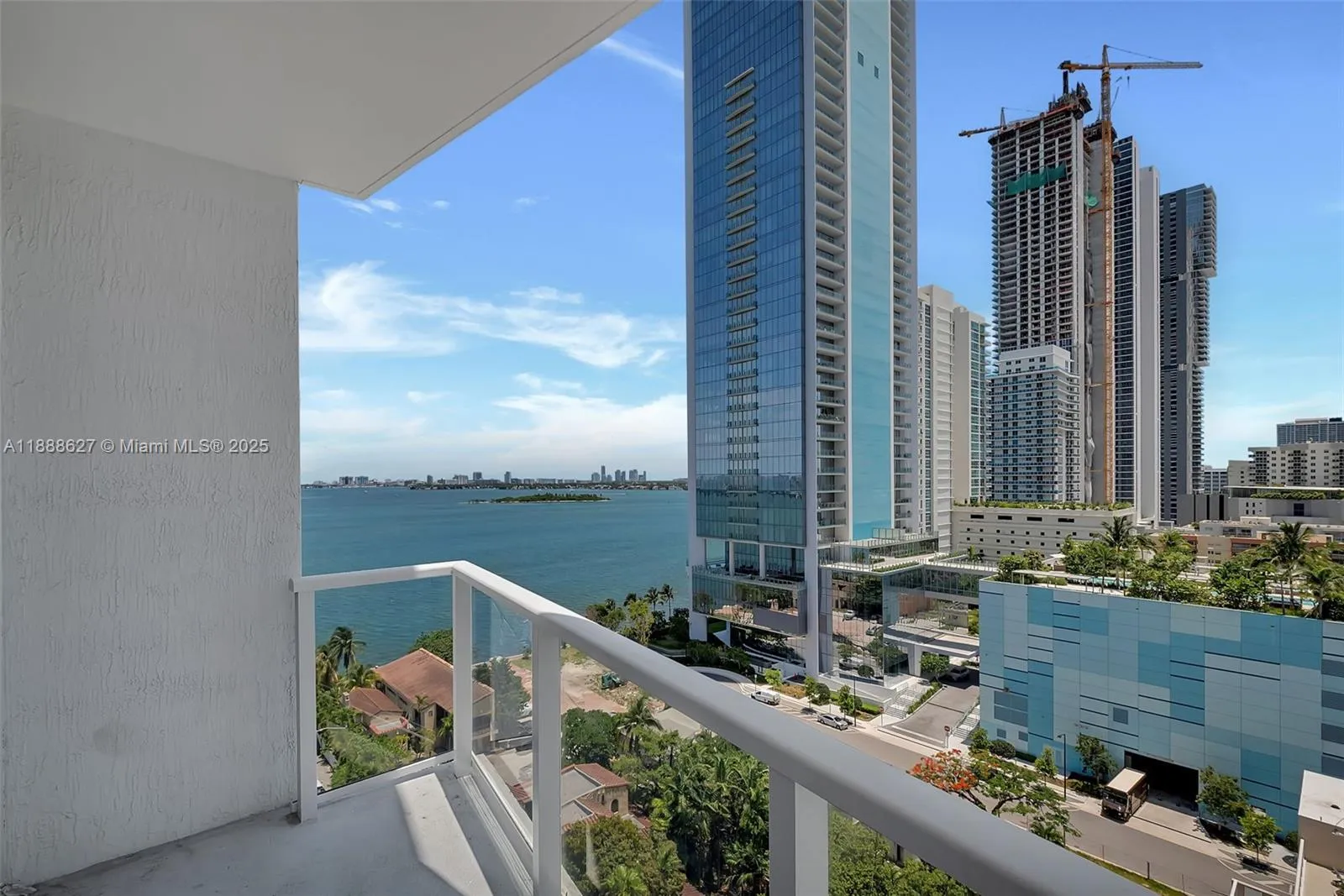1 bedroom 1 bath for sale at 601 NE 27th St # 1206, Miami FL 33137