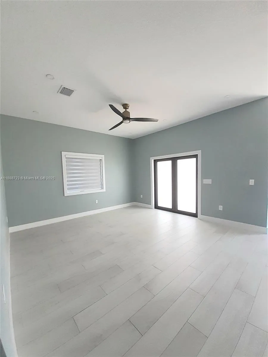 23 Jenny Ln, Key Largo FL 33037