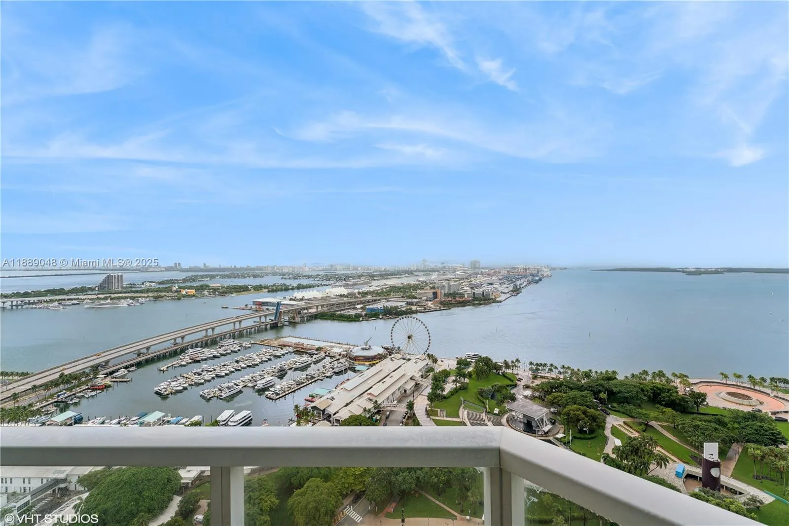 2 bedroom 2 bath for sale at 244 Biscayne Blvd # 3903, Miami FL 33132