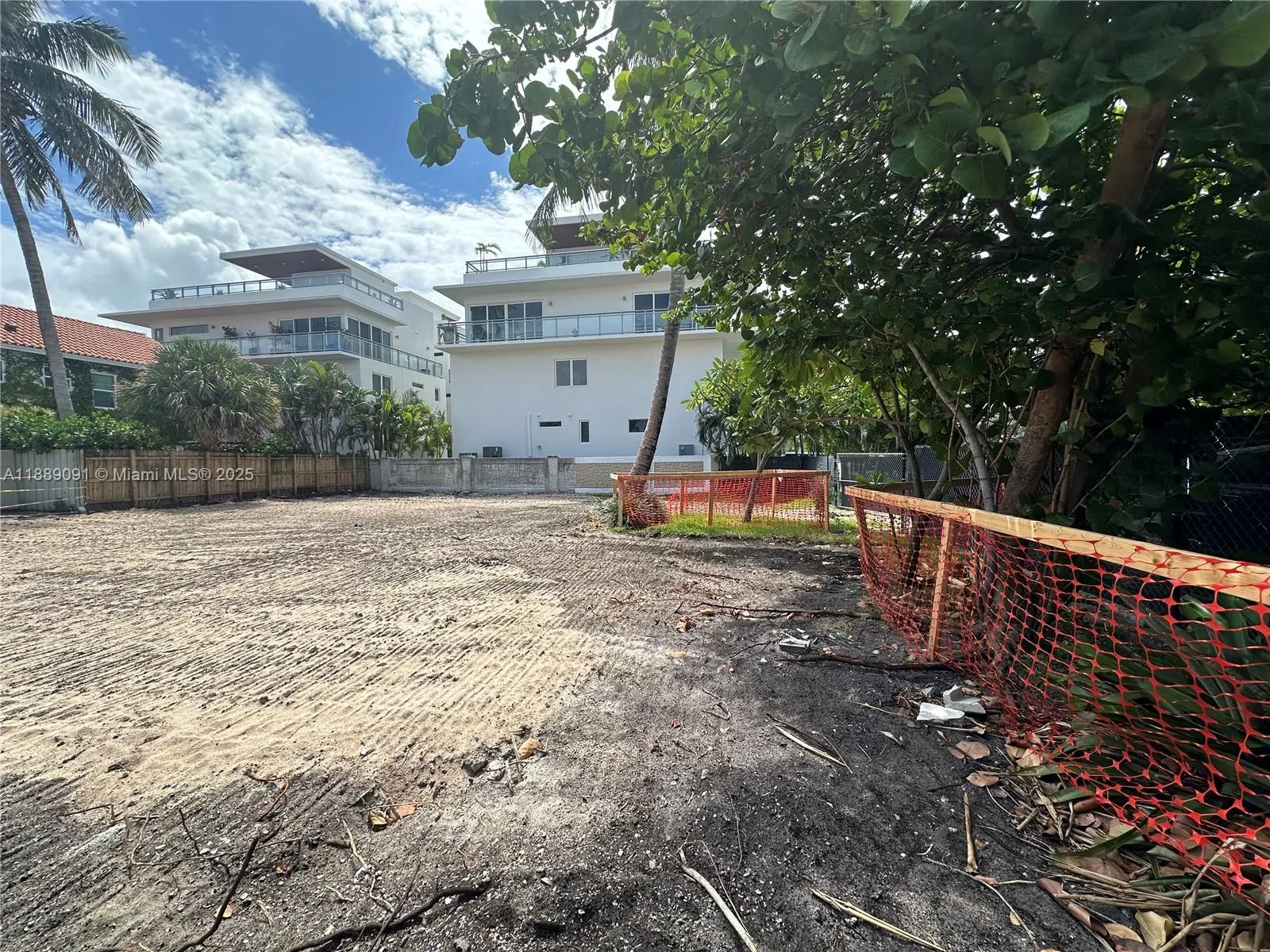 for sale at 350 Walnut St, Hollywood FL 33019