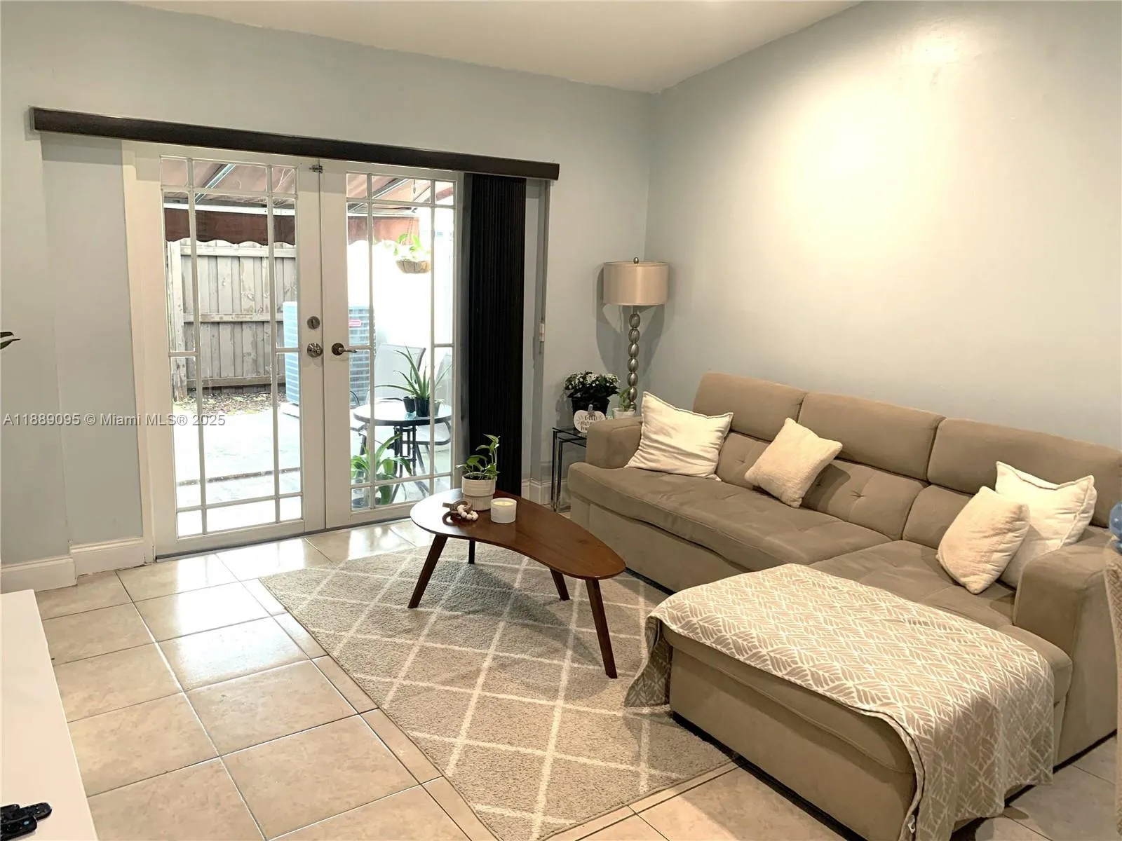 4904 SW 139th Ct, Miami FL 33175