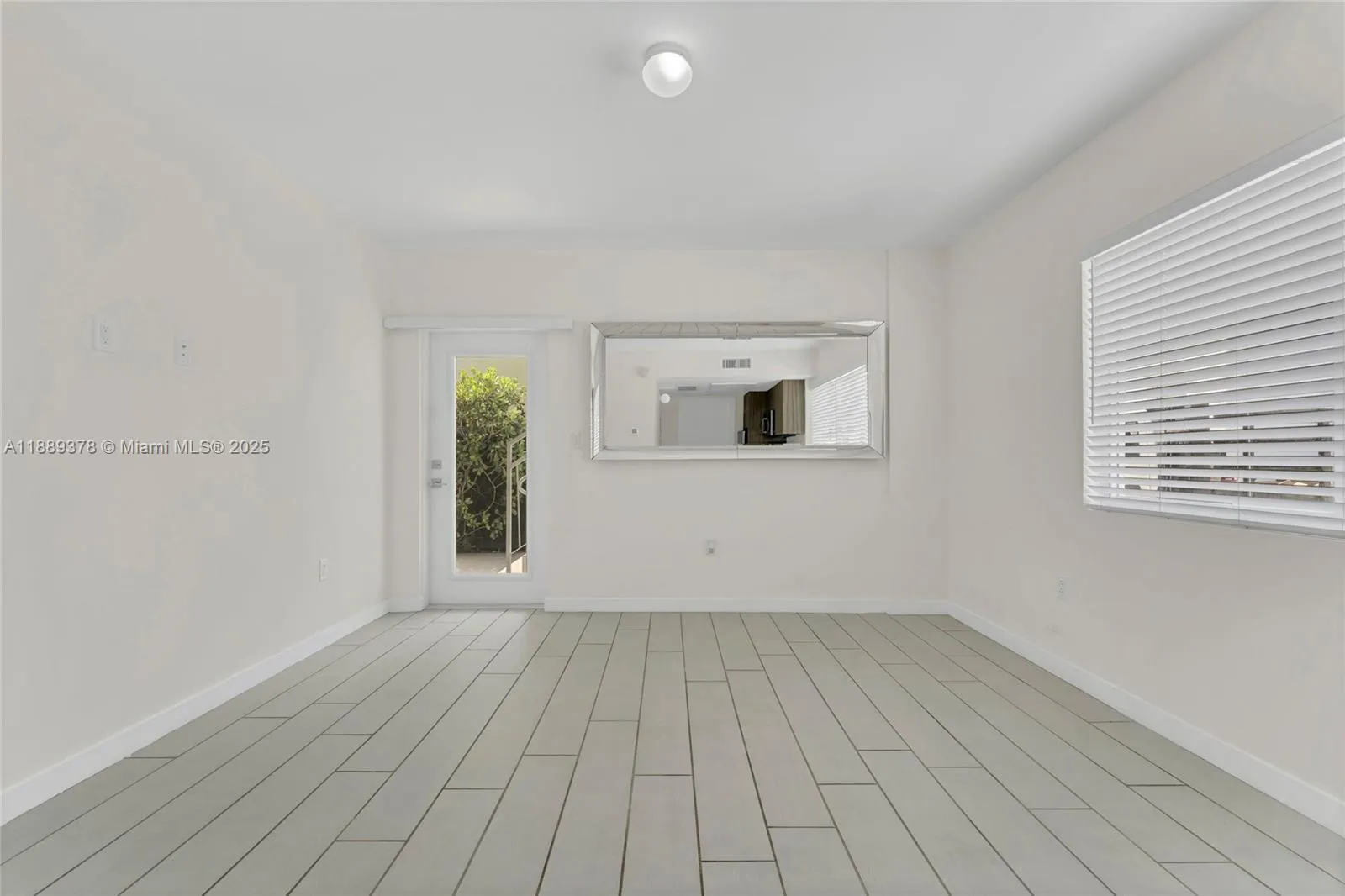 740 Meridian Ave # 18, Miami Beach FL 33139