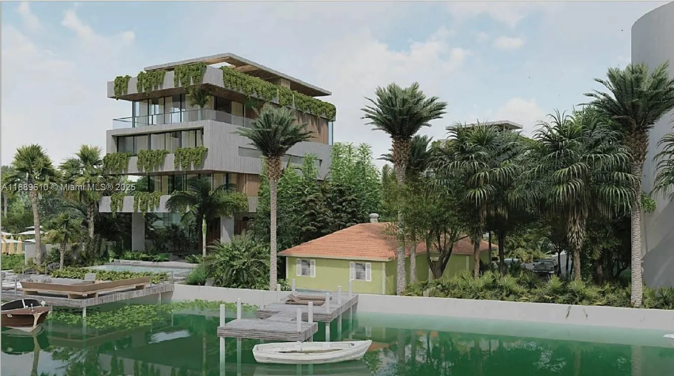 8 Century Ln, Miami Beach FL 33139
