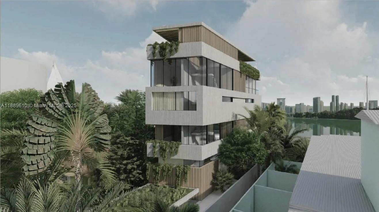 8 Century Ln, Miami Beach FL 33139