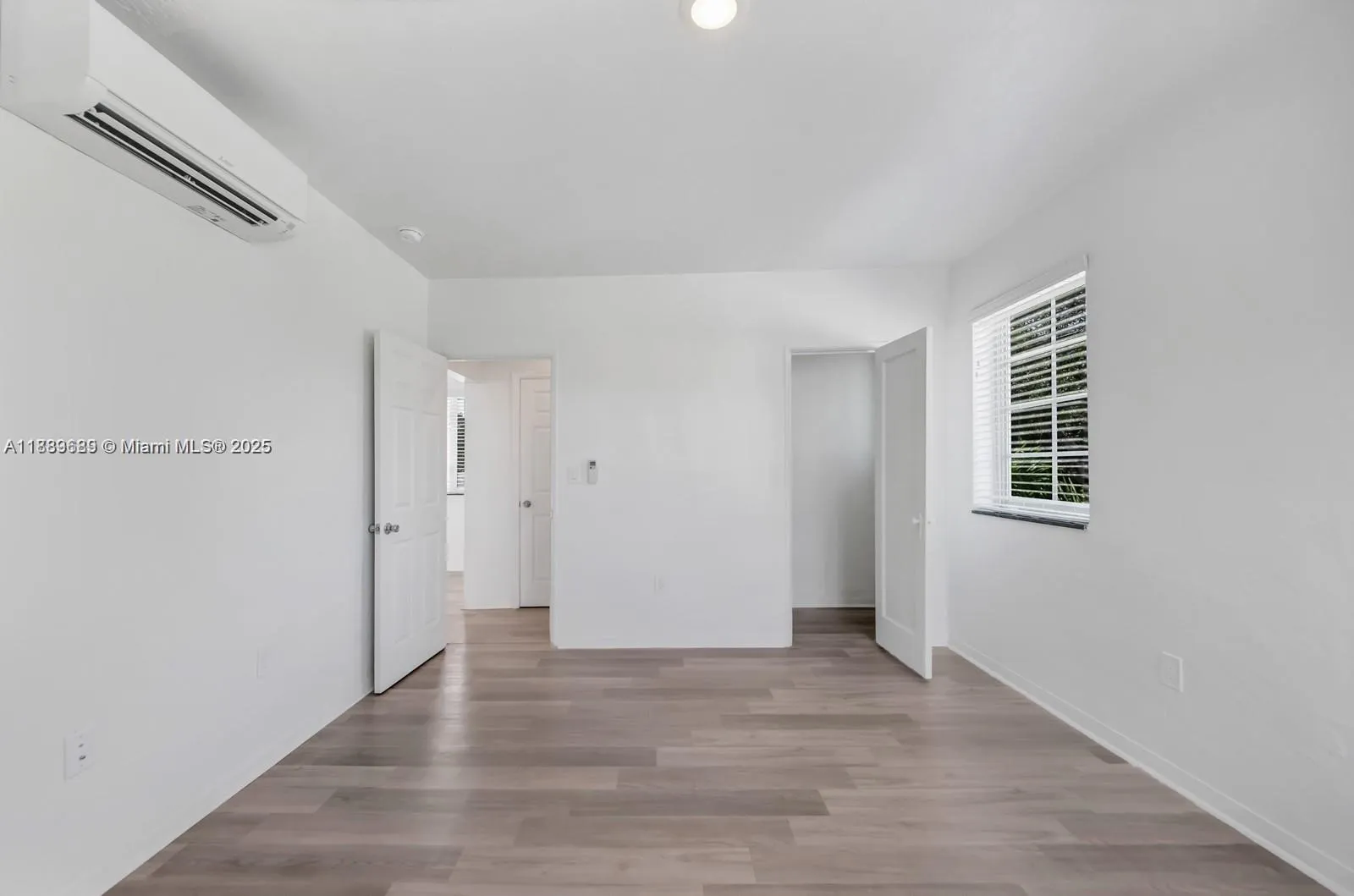 570 NE 68th St, Miami FL 33138