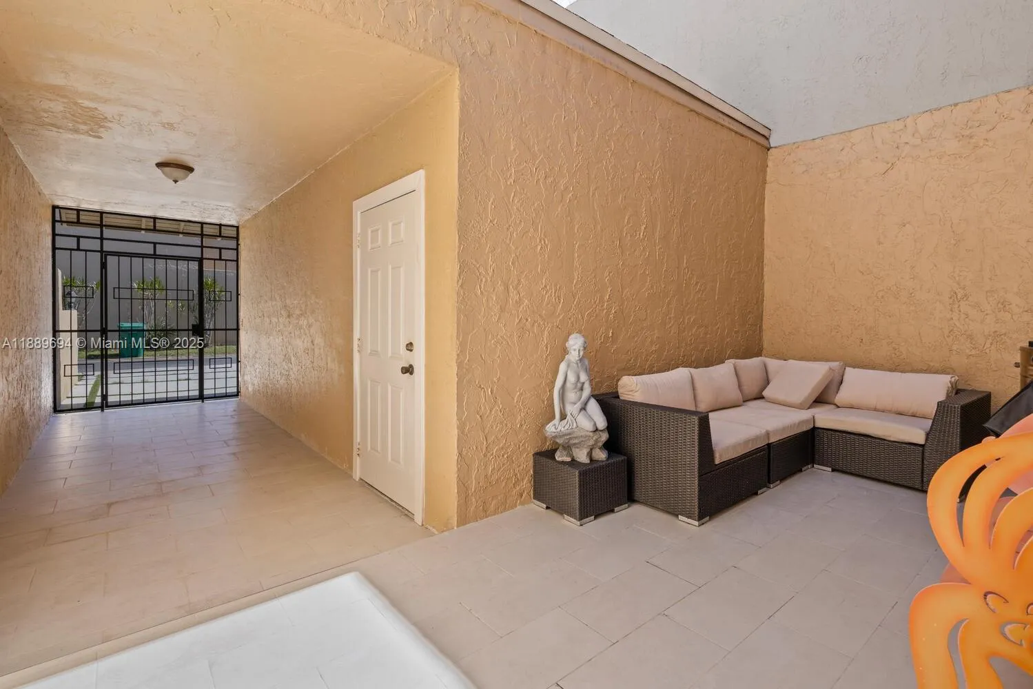 8512 SW 103rd Ave, Miami FL 33173