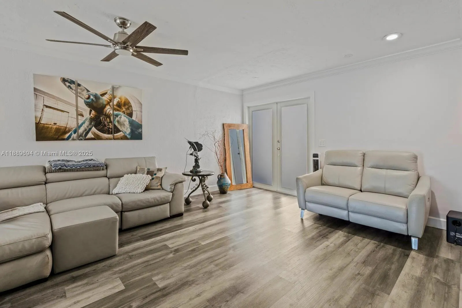 8512 SW 103rd Ave, Miami FL 33173