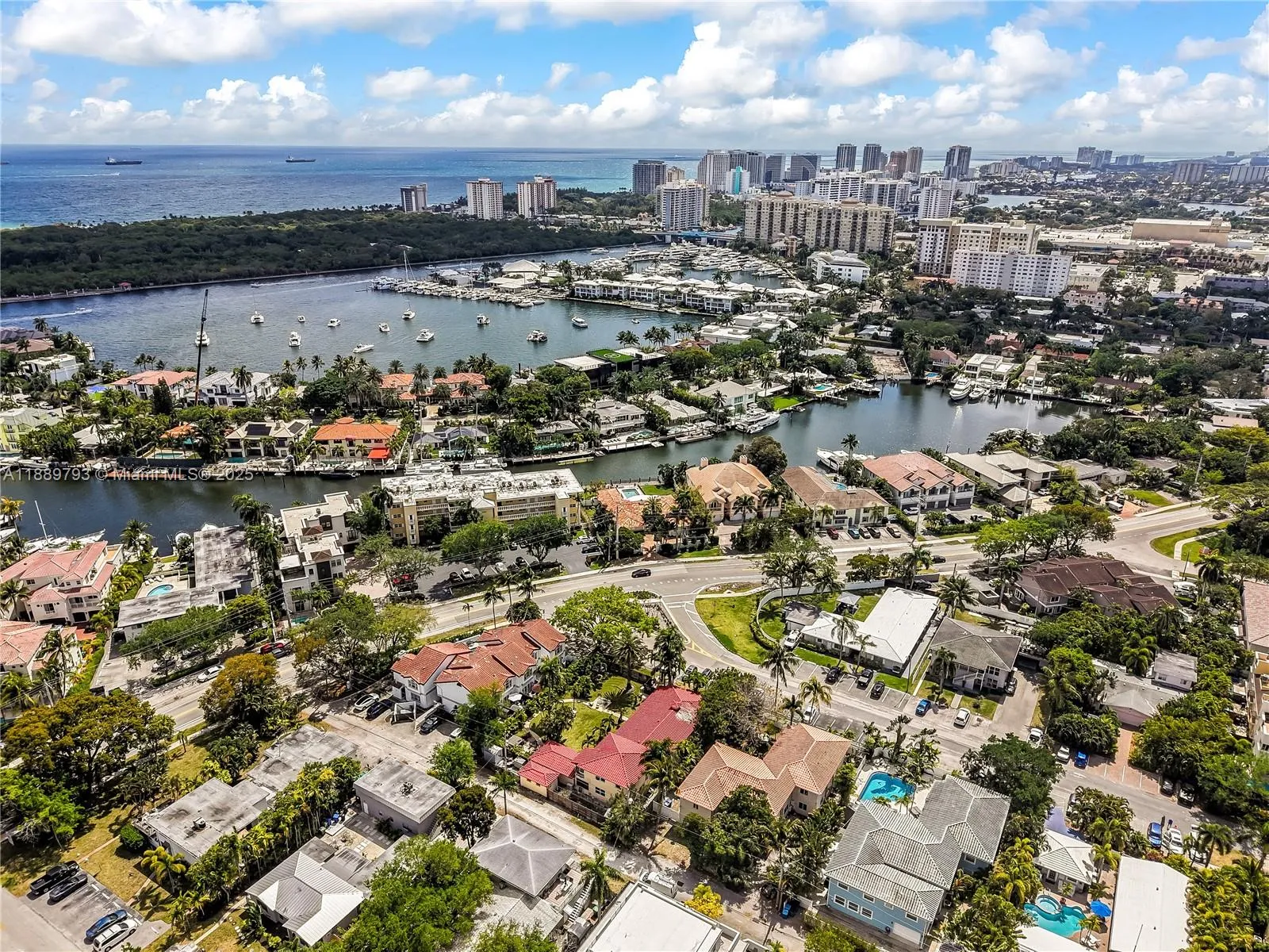 for sale at 2625 NE 13th Ct, Fort Lauderdale FL 33304