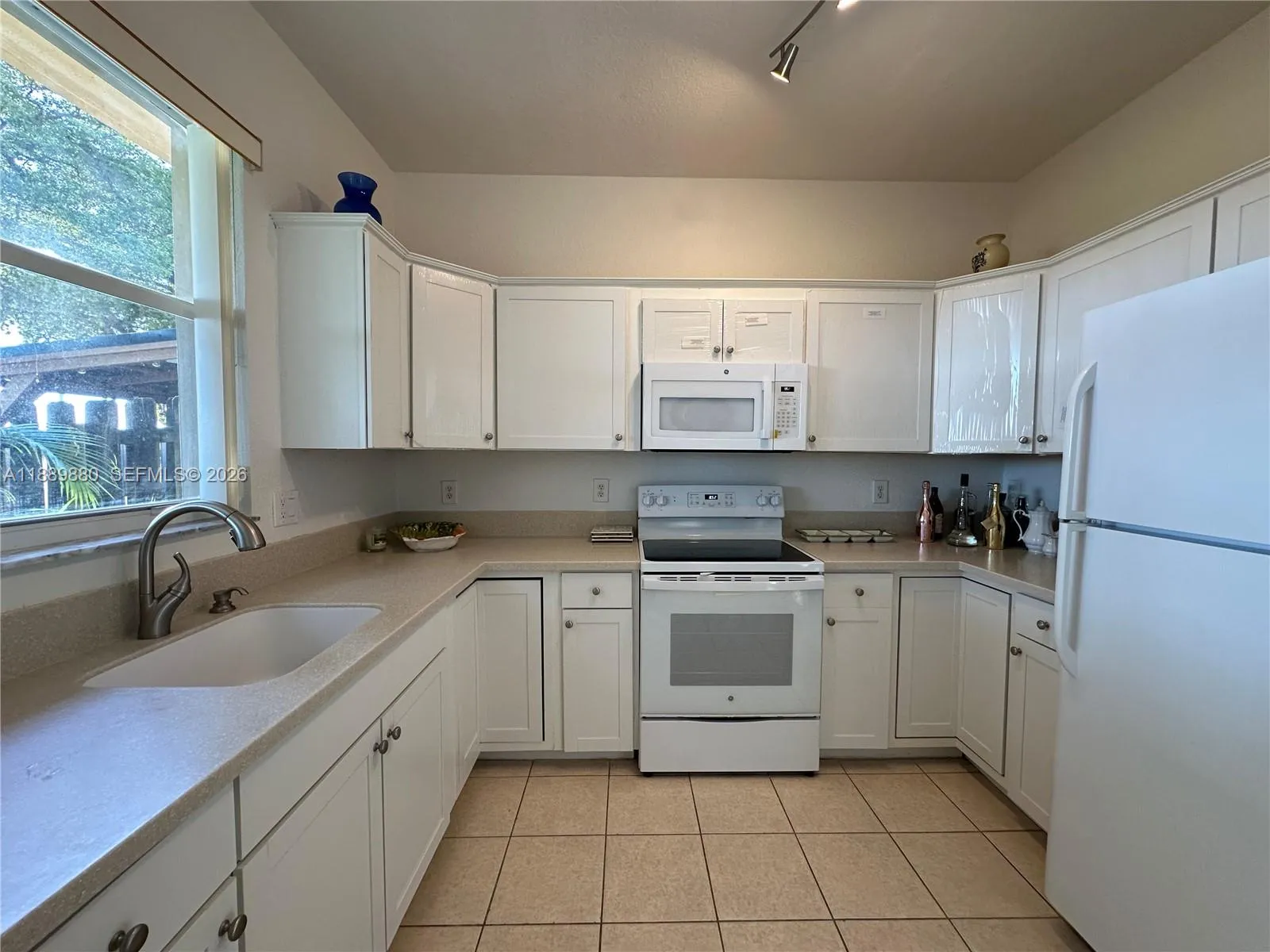13261 SW 127th Ct, Miami FL 33186