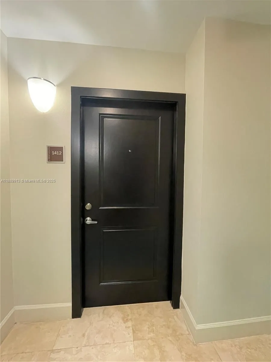 10 Aragon Ave # 1412, Coral Gables FL 33134