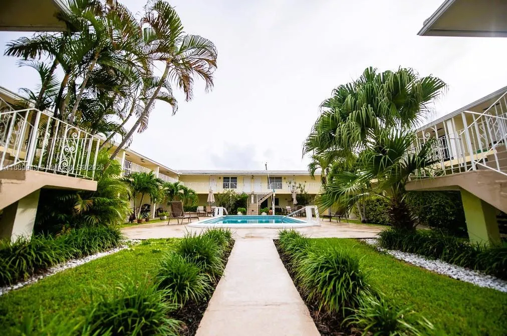 1012 SE 15th St # 3, Fort Lauderdale FL 33316