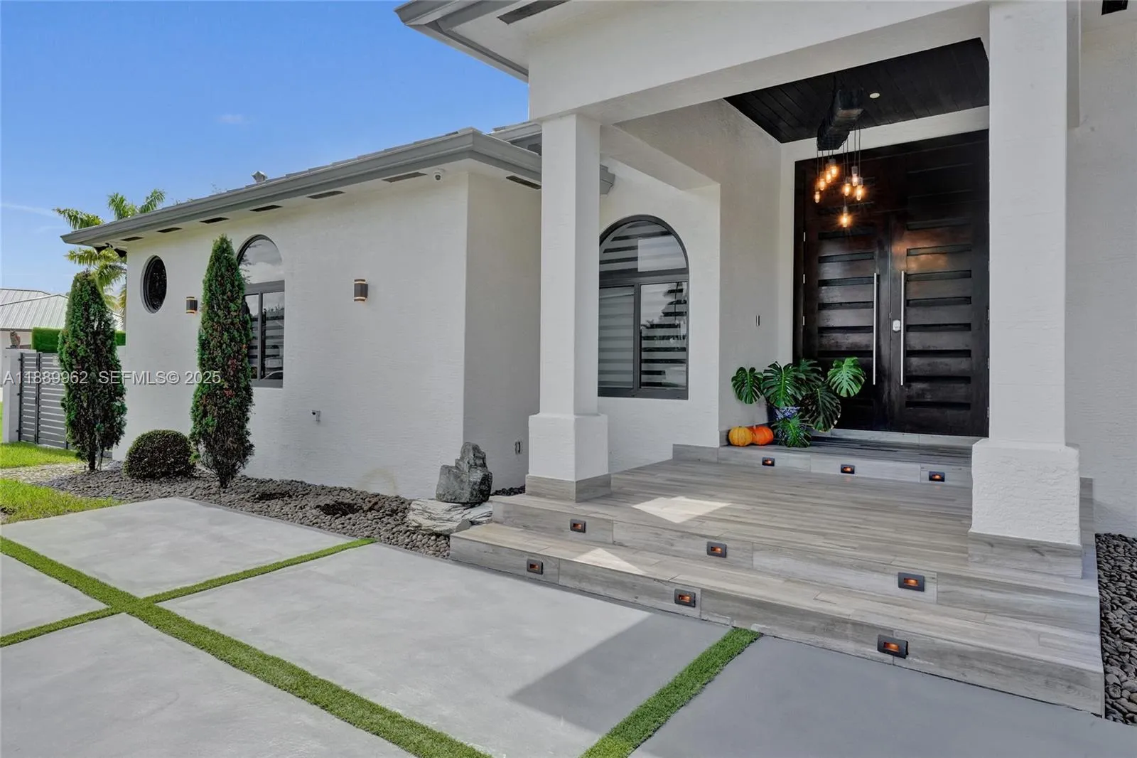 2600 SW 128th Ct, Miami FL 33175