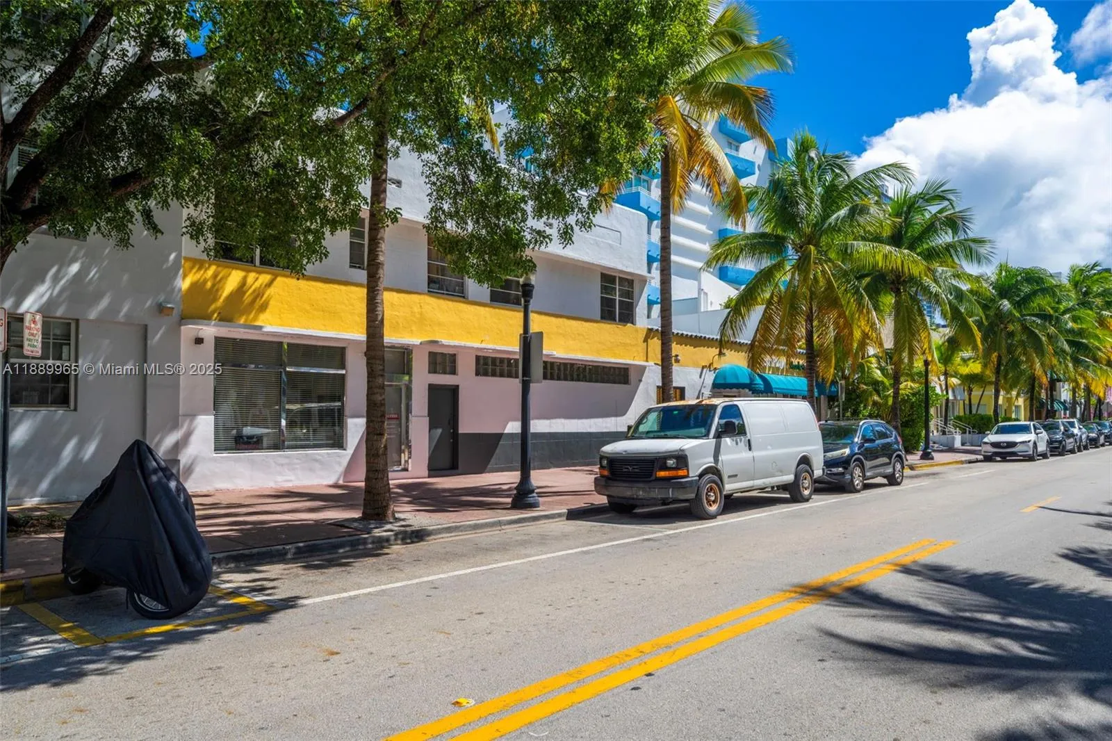 249 Collins Ave, Miami Beach FL 33139