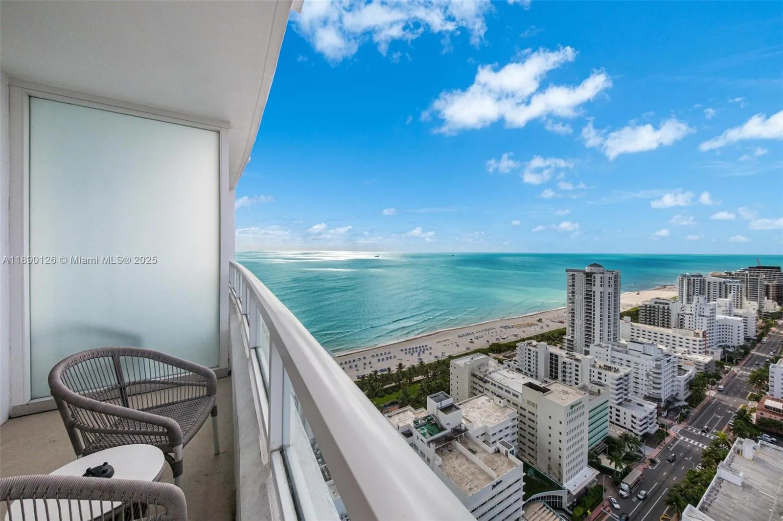 5 bedroom 5 bath for rent at 4401 Collins Ave, Miami Beach FL 33140