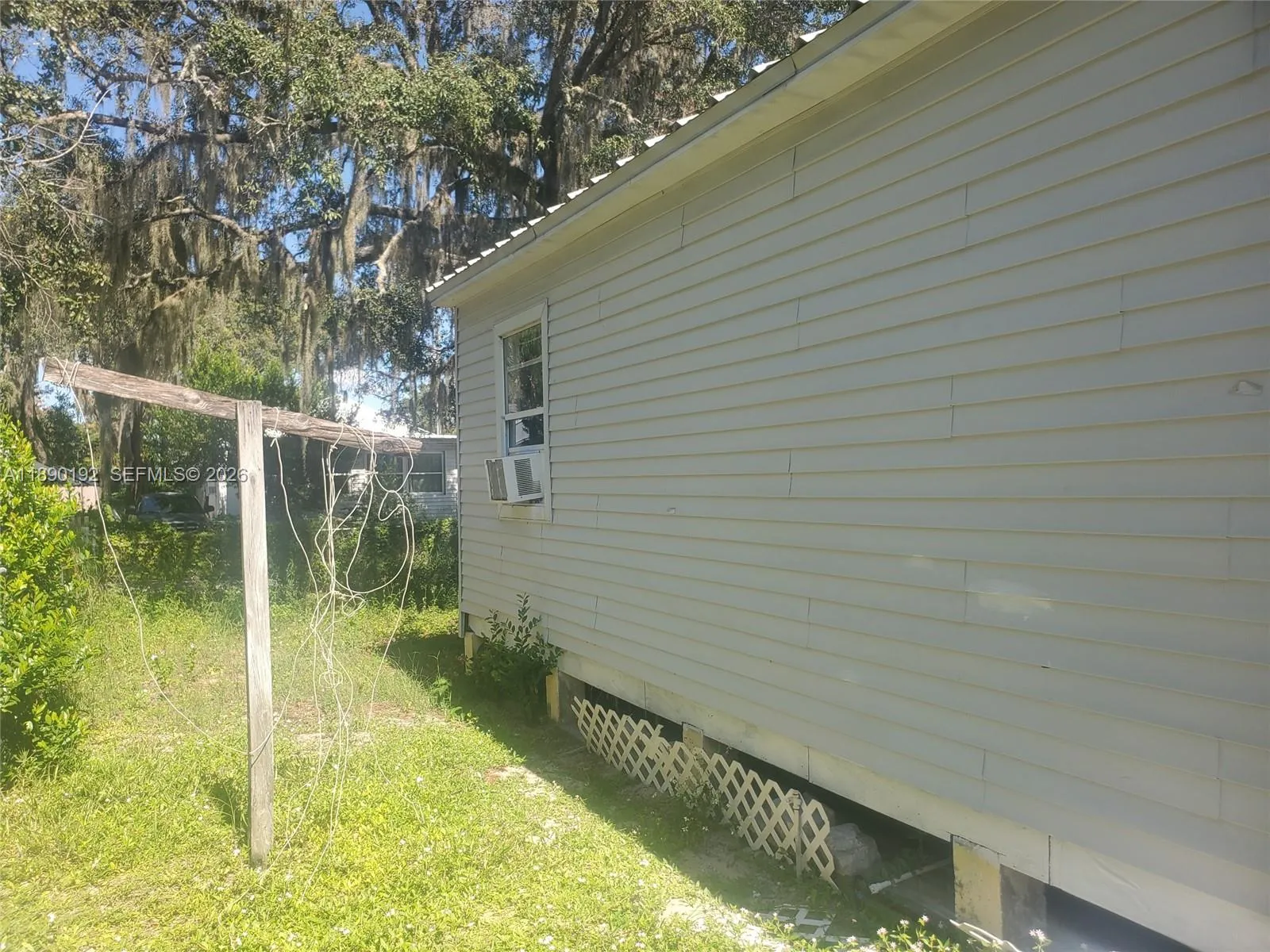 1603 ROSELAND, Sebring FL 33870