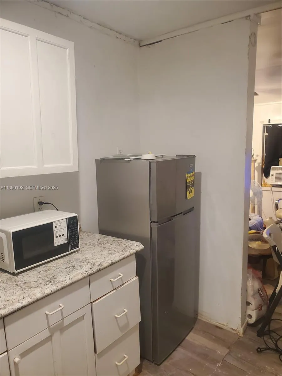 1603 ROSELAND, Sebring FL 33870