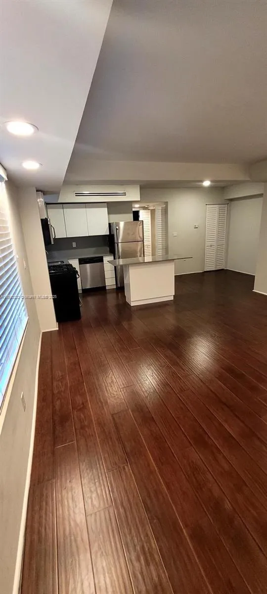 7333 Dickens Ave, Miami Beach FL 33141