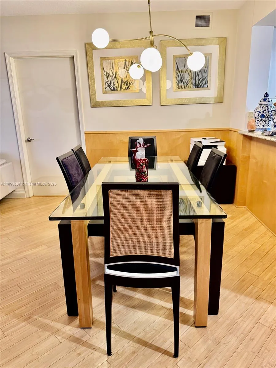 19501 W Country Club Dr # 2515, Aventura FL 33180