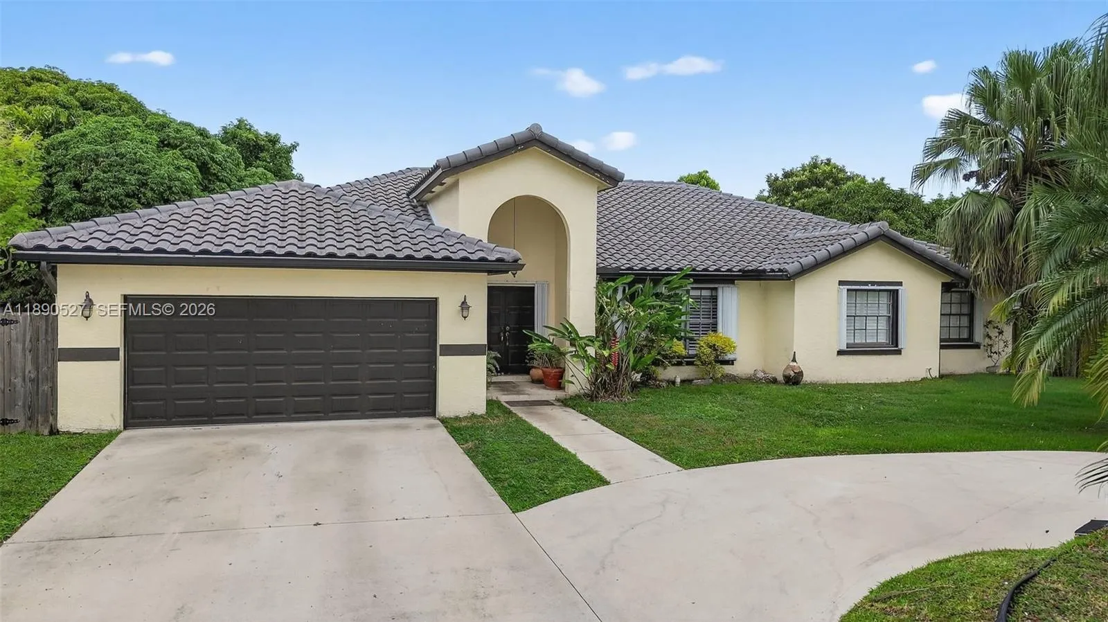 4 bedroom 3 bath for sale at 15181 SW 156th Ter, Miami FL 33187