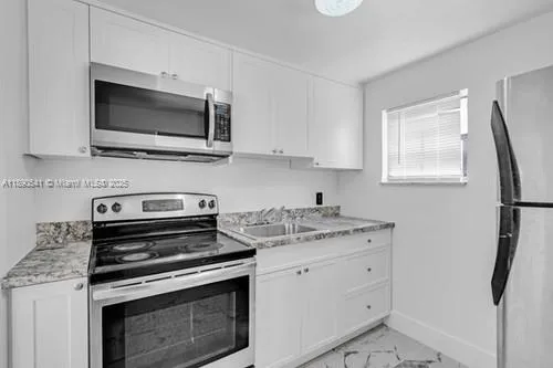 54 NW 62nd St # 4, Miami FL 33150