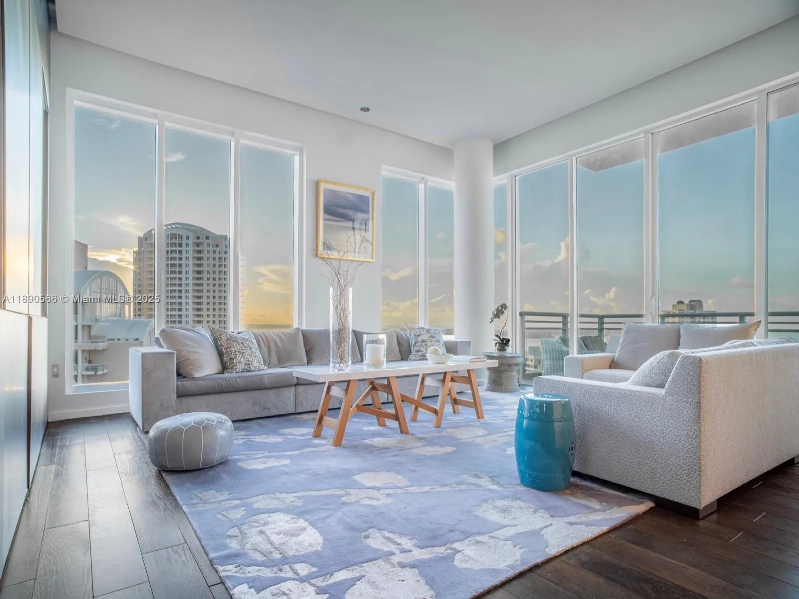 3 bedroom 4 bath for sale at 900 Brickell Key Blvd # 2204, Miami FL 33131
