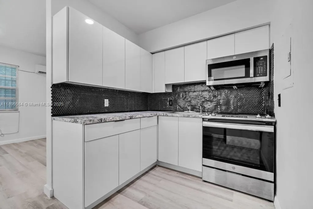 56 NW 62nd St # 1, Miami FL 33150