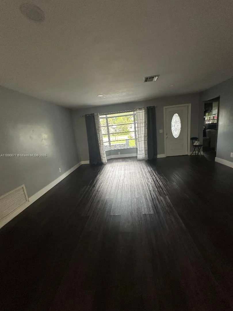 4530 NW 23rd St, Lauderhill FL 33313