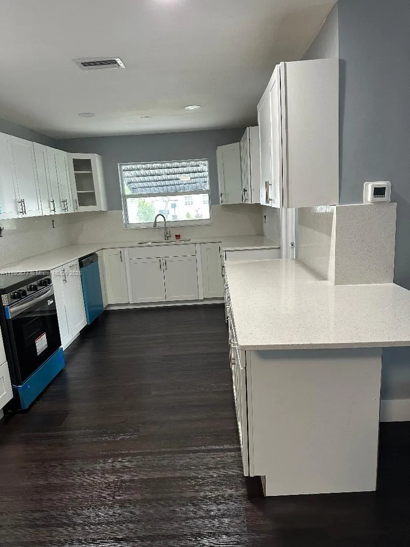 4530 NW 23rd St, Lauderhill FL 33313