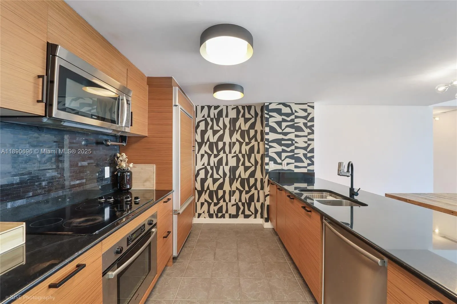50 Biscayne Blvd # 4311, Miami FL 33132