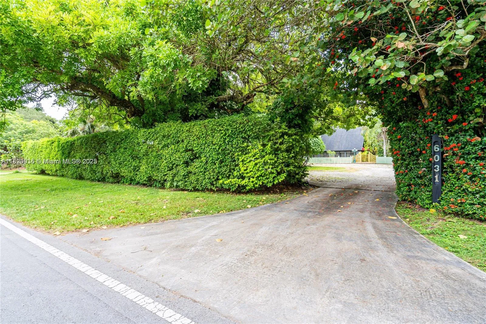 4 bedroom 3 bath for sale at 6031 SW 82nd Ave, Miami FL 33143