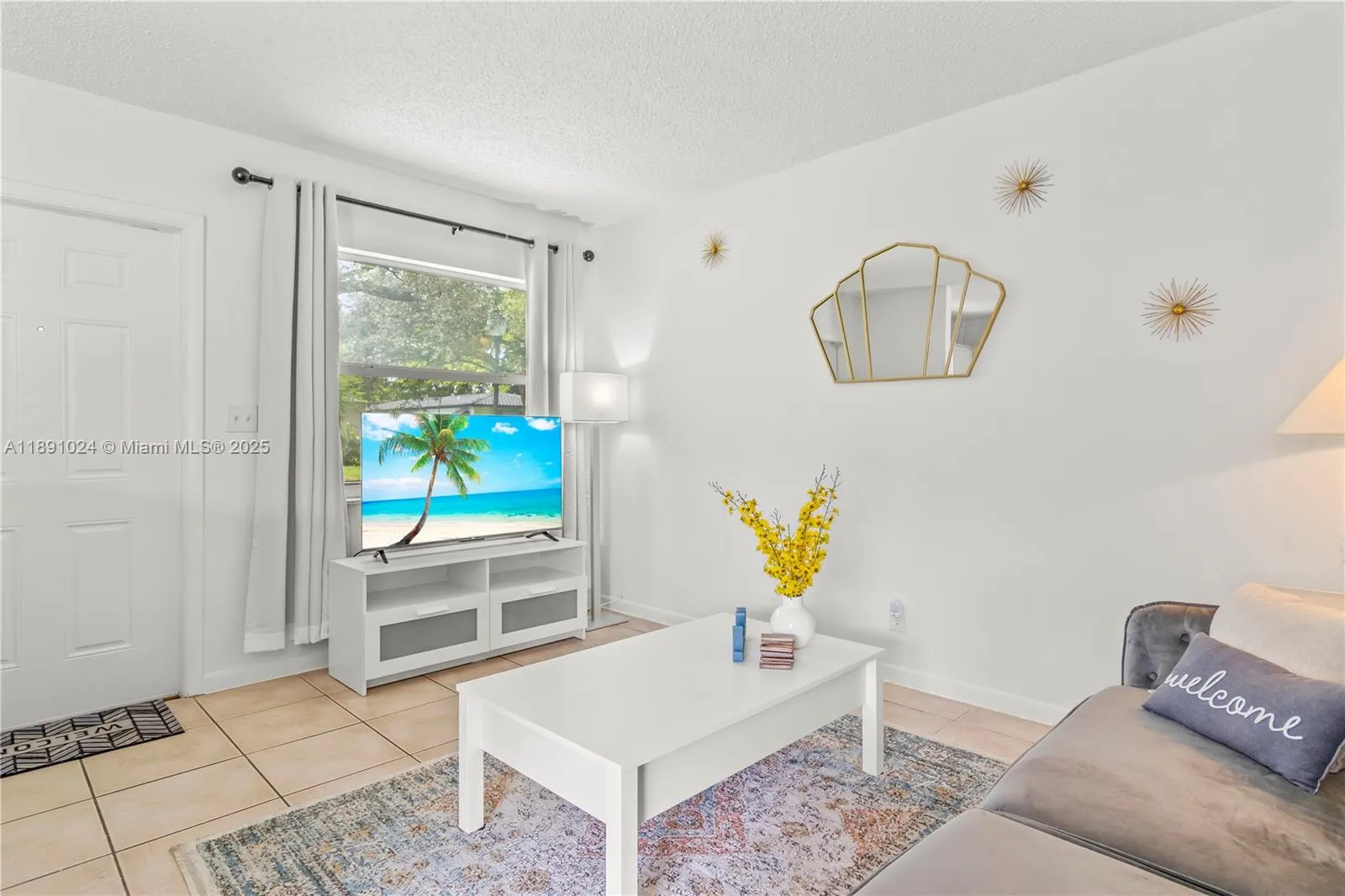 1936 Washington St, Hollywood FL 33020