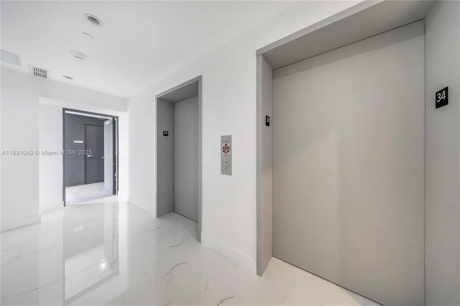 700 NE 24 St # 3402, Miami FL 33137