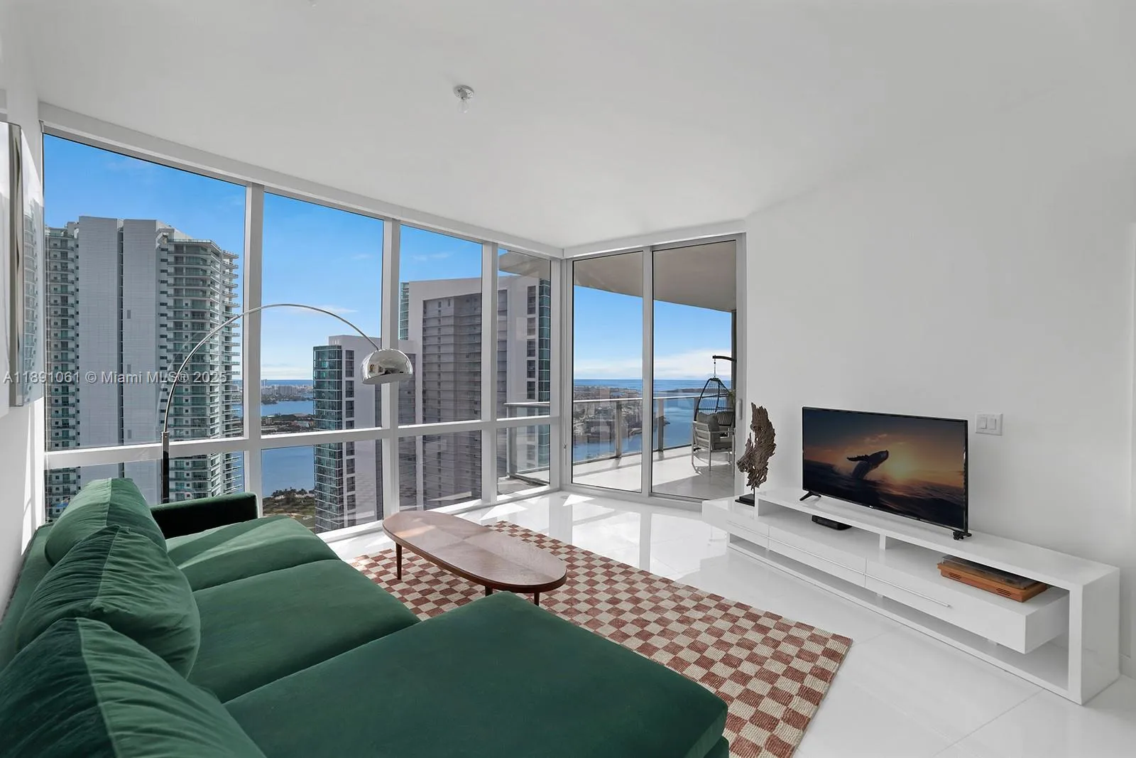 2 bedroom 3 bath for sale at 851 NE 1st Ave # 4403, Miami FL 33132
