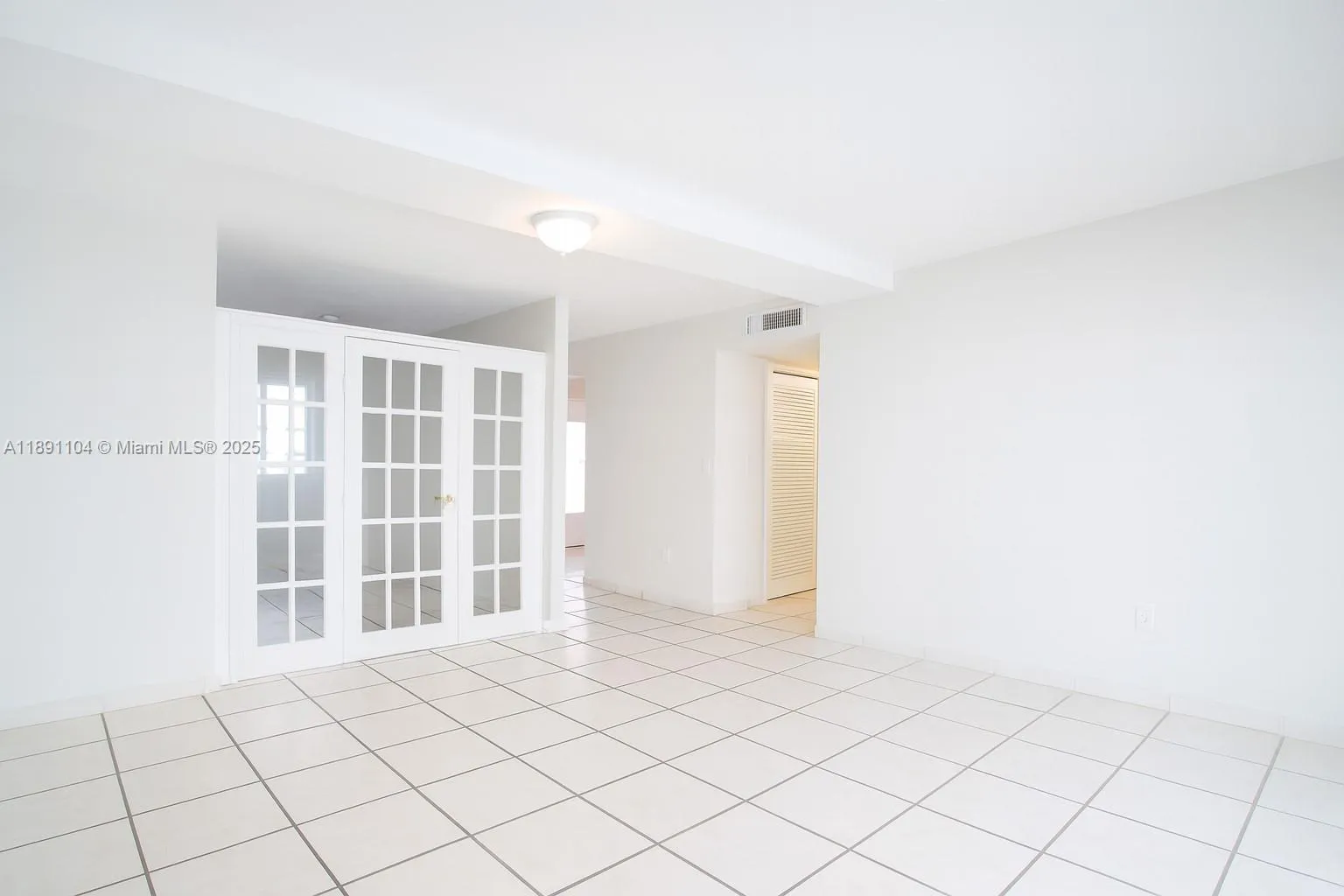 1662 Lincoln Ct # 402, Miami Beach FL 33139