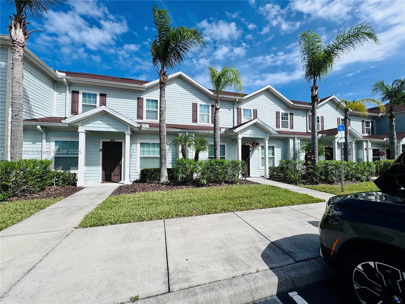3 bedroom 2 bath for sale at 3207 Oyster Ln, Kissimmee FL 34747