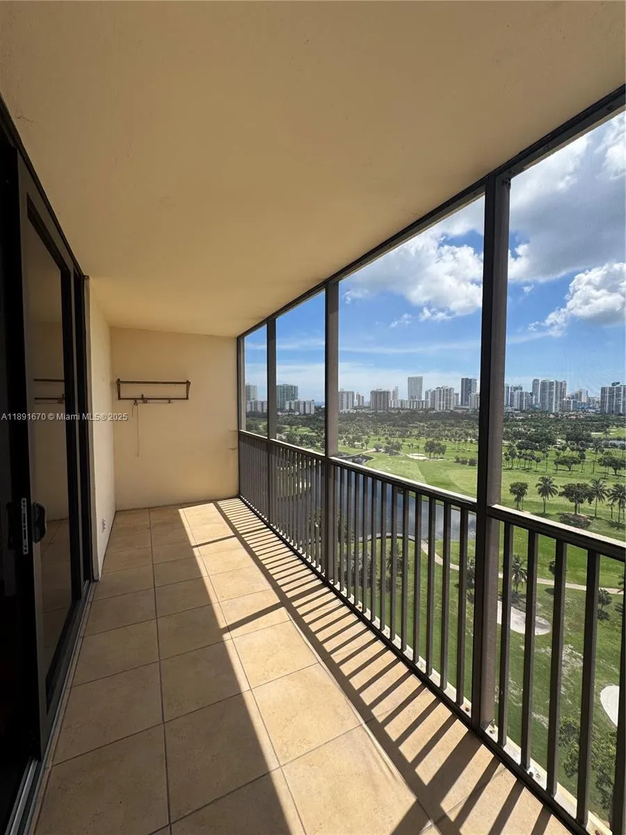 20379 W Country Club Dr # 1937, Aventura FL 33180